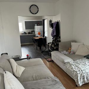 2 CH - 1 SDB - Windsor - $975 /mo - Photo 2