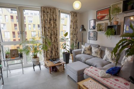 1 Bed Flat, Poldo House, SE10 - Photo 2