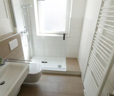 ** Modernisierte 2-Zi-Wohnung mit Balkon sucht neuen Bewohner ** - Photo 5