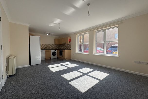 Bentley House - Photo 1