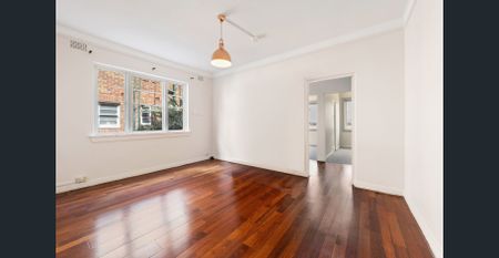 Renovated Art Deco in Convenient Location - Photo 4
