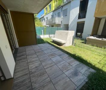 Erstbezug - 2-Zimmer-Wohnung mit Garten nur 4 Gehminuten vom Kagraner Platz entfernt - Photo 3