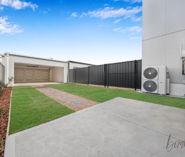 5-Bedroom Family Home | Simmental Road, Wollert - Photo 6