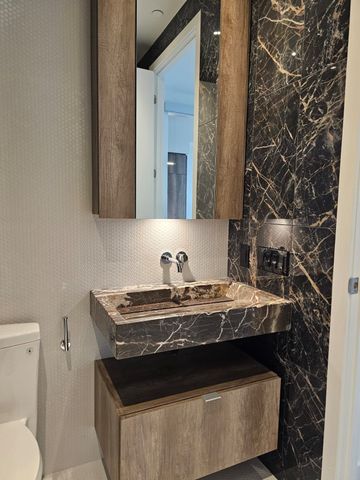 For Lease - 11 Yorkville Avenue Unit# 5801, Toronto, Ontario - Photo 3