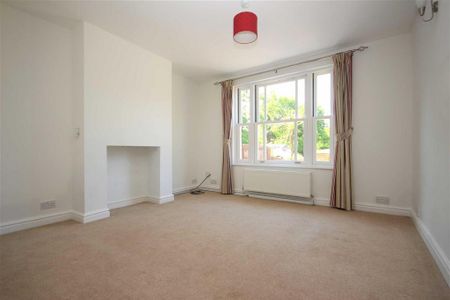 2 bedroom semi-detached house to rent - Photo 2