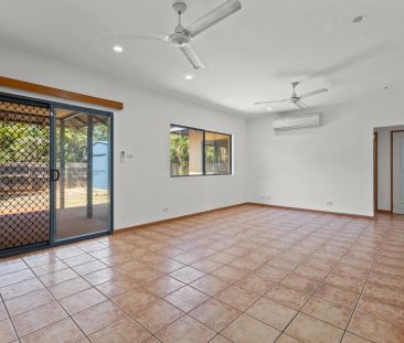 Available until mid January 2026 - Photo 2