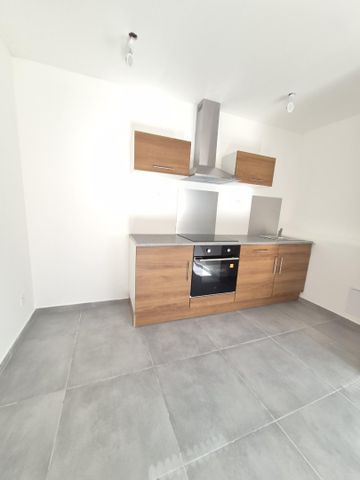 Location Maison 4 pièces 116m² CAUDRY 59540 - Photo 2