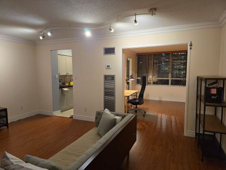 For Lease - 633 Bay Street Unit# 2508, Toronto, Ontario - Photo 2