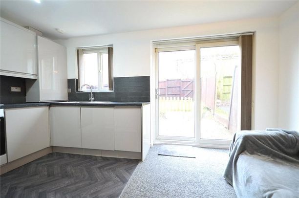 5 bedroom terraced house to rent - Photo 1