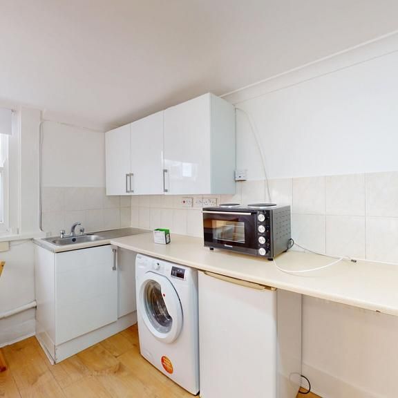 1 bedroom flat to rent - Photo 1