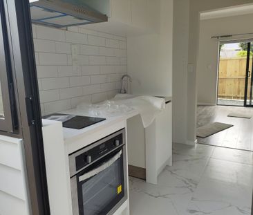 Near New 2 bedrooms unit in Glen Eden - Photo 4