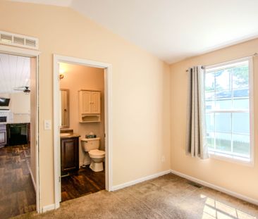 For Lease - 23 Georgian Glen Drive, Wasaga Beach, Ontario - Photo 2