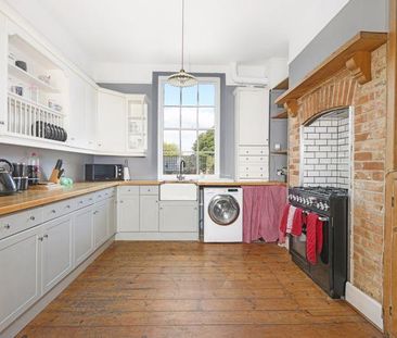 4 bedroom terraced house to rent - Photo 4