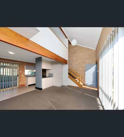 1/214 Denison St, Broadmeadow NSW 2292 - Townhouse For Rent | Domain - Photo 4