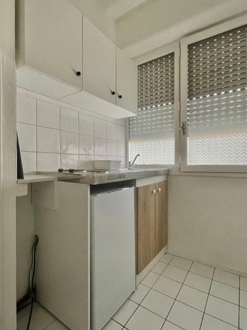 Location Appartement 2 pièces 37m² ALBI 81000 - Photo 4