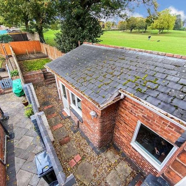 Bells Lane, Stourbridge, DY8 - Photo 1