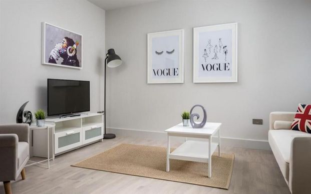 2 bedroom terraced house to rent - Photo 1