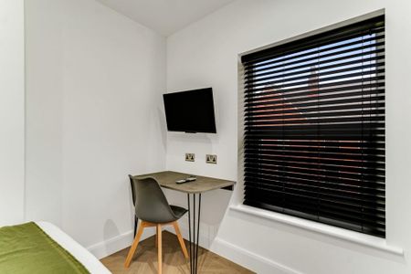 8 bedroom house to rent - Photo 3