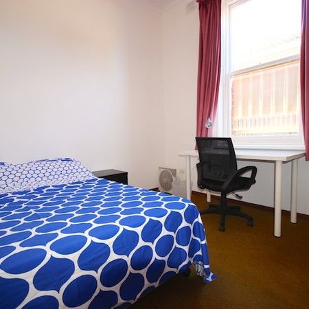 6-bedroom shared house / townhouse, Rankine Rd - Photo 4