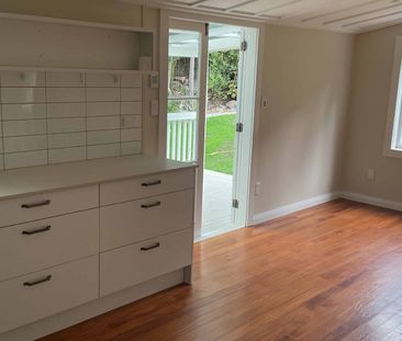 A Rare Offering - Photo 3