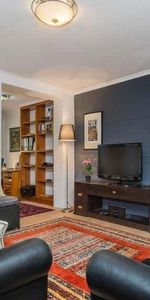 Picturesque, Tuscan Style Sanctuary - Photo 3
