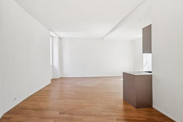 Apartment - Photo 1