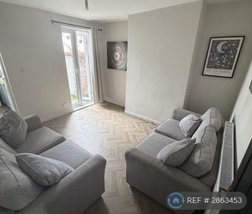 2 bedroom terraced house to rent - Photo 1