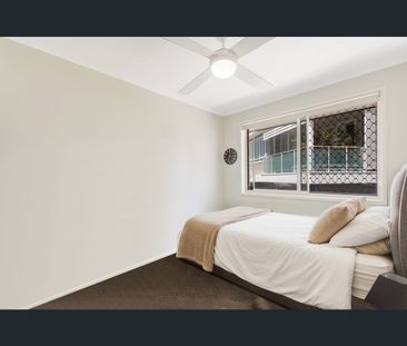 8/16 Coyne Street, Coolangatta, Qld 4225 - Photo 2