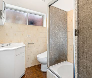 Desirable Two Bedroom Semi - Great Location - Photo 5