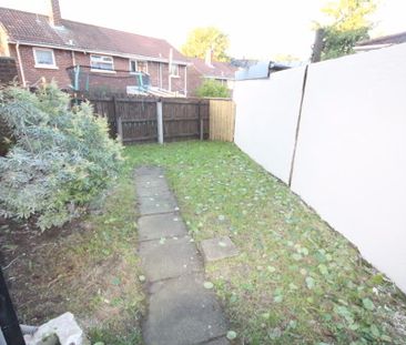 34 Clarawood Park, Belfast, BT5 6FW - Photo 2