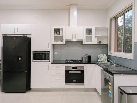 7/215 Targo Road, Girraween NSW 2145 - Apartment For Rent | Domain - Photo 2