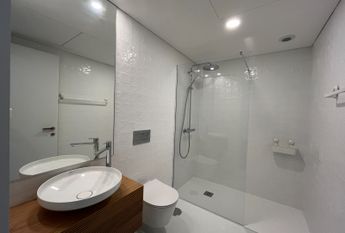 Apartamento T1 no empreendimento DOCA Praia da Barra.