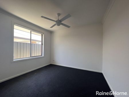 8 Kestral Street, Munno Para, SA 5115 - Photo 4