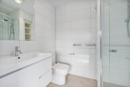 Convenience. Comfort. Privacy. - Photo 2