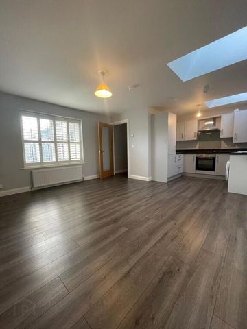 7 Newtownbreda Grove, Belfast, BT8 6BP - Photo 2