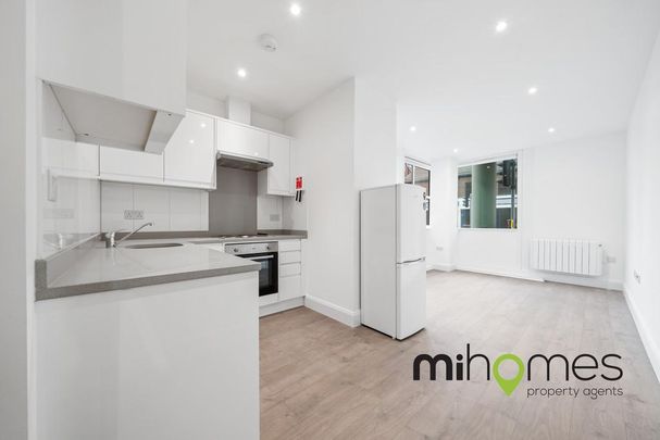 Studio to rent - Photo 1