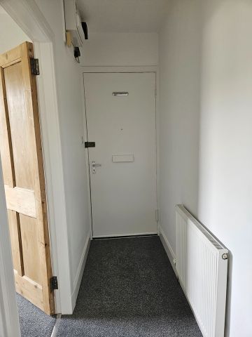 2 Bed Flat, Saughton Gardens, EH12 - Photo 3