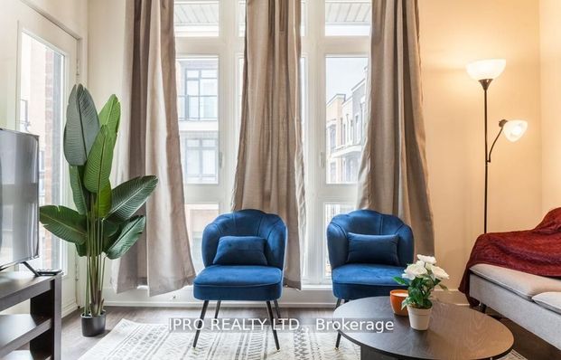 For Lease - 12868 Yonge Street Unit# 5, Richmond Hill, Ontario - Photo 1