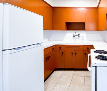 1925 Nelson Street apartment — Vancouver, BC (1-Bedroom) - 1 Bedroom - Photo 4
