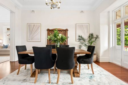 KING OF THE HILL 'HILLVIEW' GRAND EDWARDIAN RESIDENCE - Photo 3