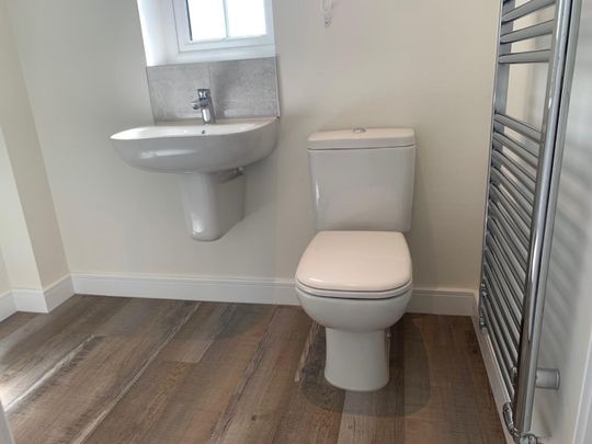 3 bedroom House To Let - Photo 1
