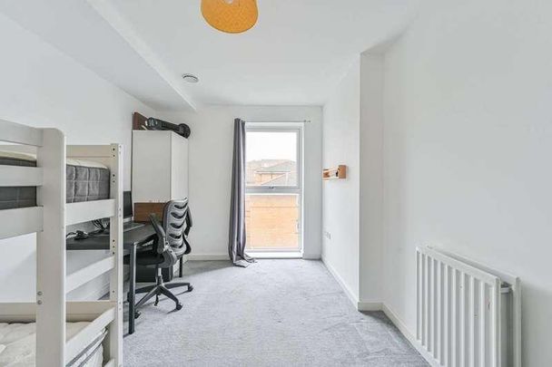 Artillery Place, Woolwich, SE18 - Photo 1