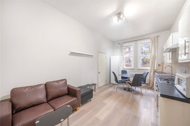 Aldrington Road, London, SW16 flat to rent - Photo 1