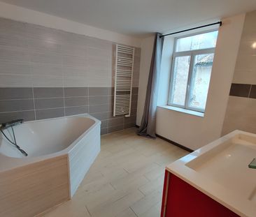 Location Maison 4 pièces 125m² - Photo 5