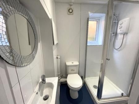 5 Bedroom Student Home - UKC - 96 Salisbury Rd - Photo 2