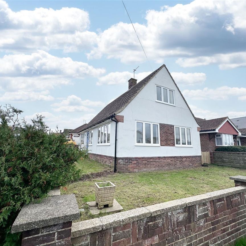 Bay Avenue, Pevensey Bay, Pevensey - Photo 1