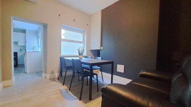 Room 1, 13 Lothair Avenue, Belfast, BT15 2HU - Photo 1