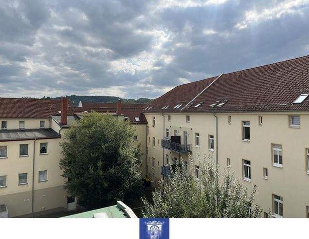 Döbeln! Erste eigene Wohnung? Balkon, separate Küche, Tageslichtbad mit Wanne! - Photo 1