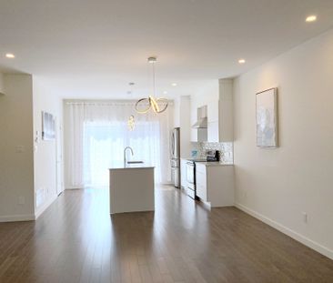 Av. des Frênes, H9R 0E7, Pointe-Claire - Photo 3