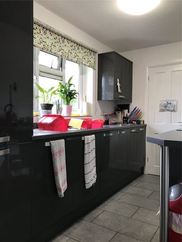 Priory, Wellington, Somerset, TA21 - Photo 3